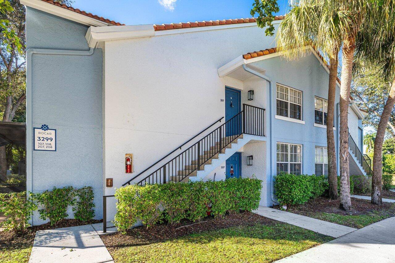 BEAUTIFUL CONDO IN 24 HOUR GUARD GATED BOCAR.