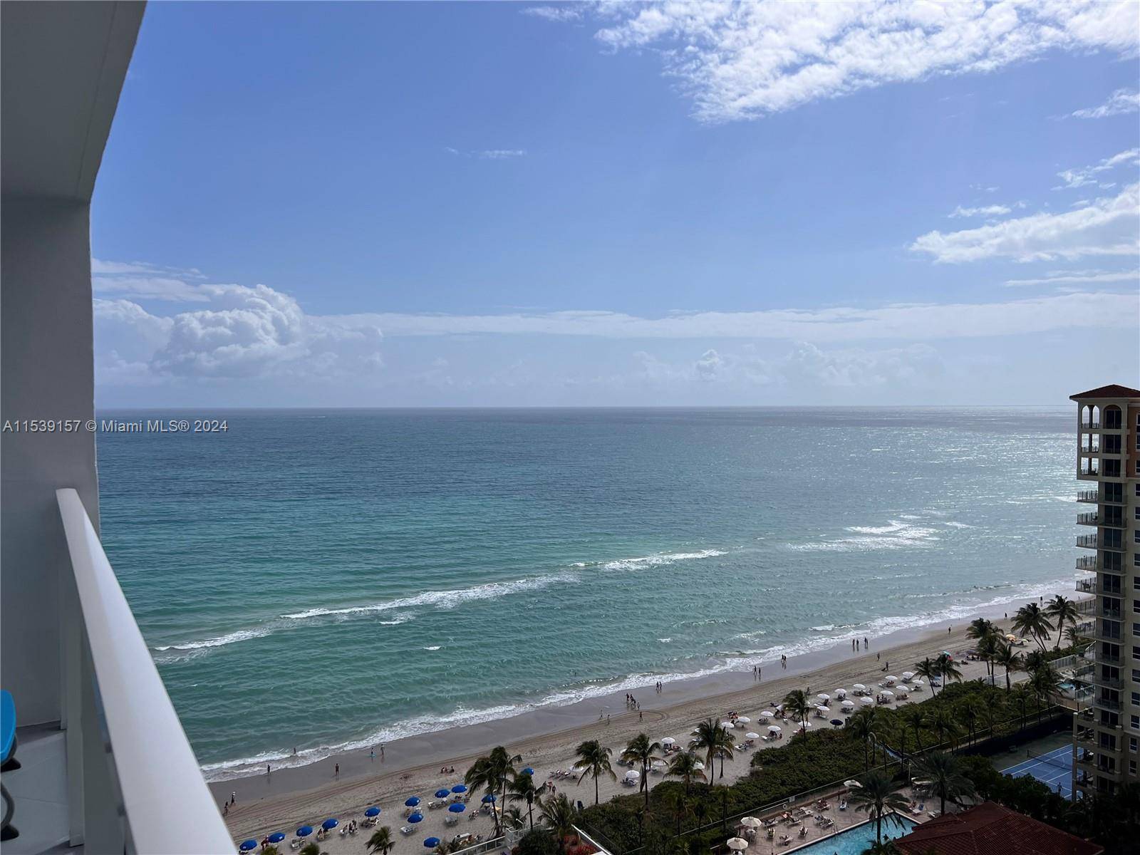 Ocean Front Building in exclusive location.