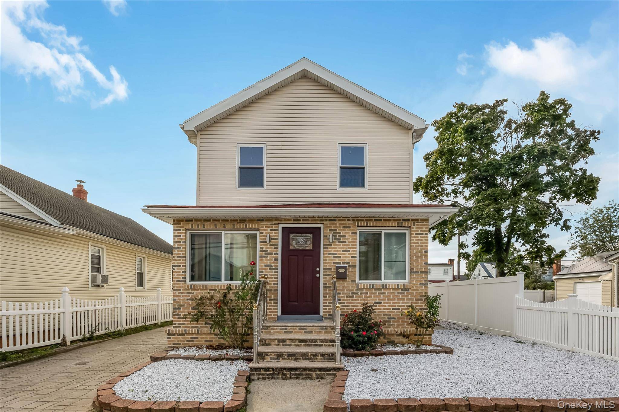 Welcome home to 257 Biltmore Ave, Elmont, NY This Fully Renovated Detached Single Family Home consisting of 3 large bedrooms and 4 baths complete with spa bathroom off primary suite, ...