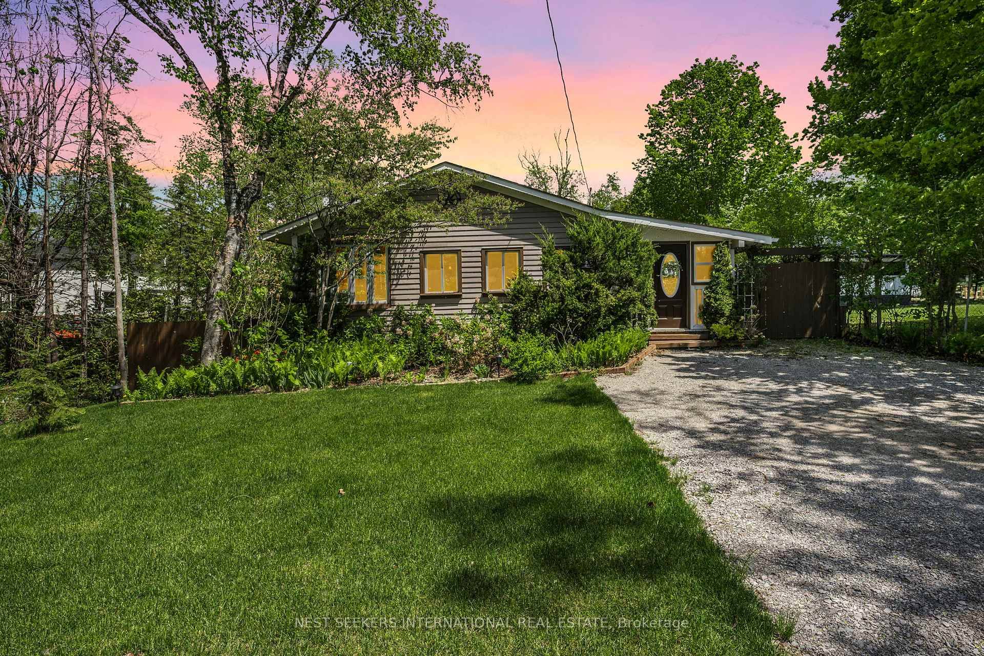 RARE OPPORTUNITY DEEDED EXCLUSIVE ACCESS TO SOUGHT AFTER PRIVATE NANTYR BEACH.
