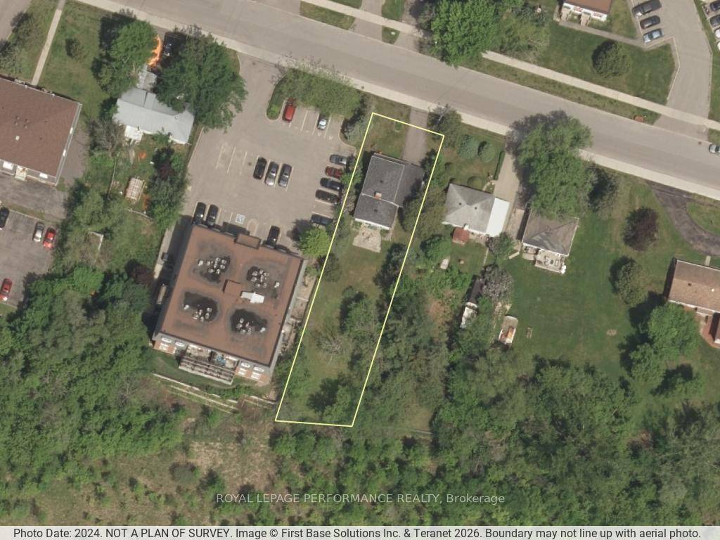 Exceptional opportunity to acquire a high potential land holding in the heart of Blackburn Hamlet.