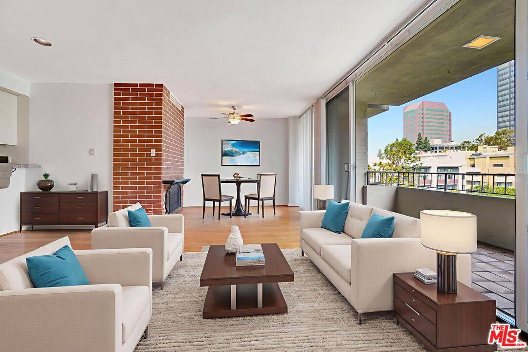 1300 Midvale Ave 1BR Westwood La