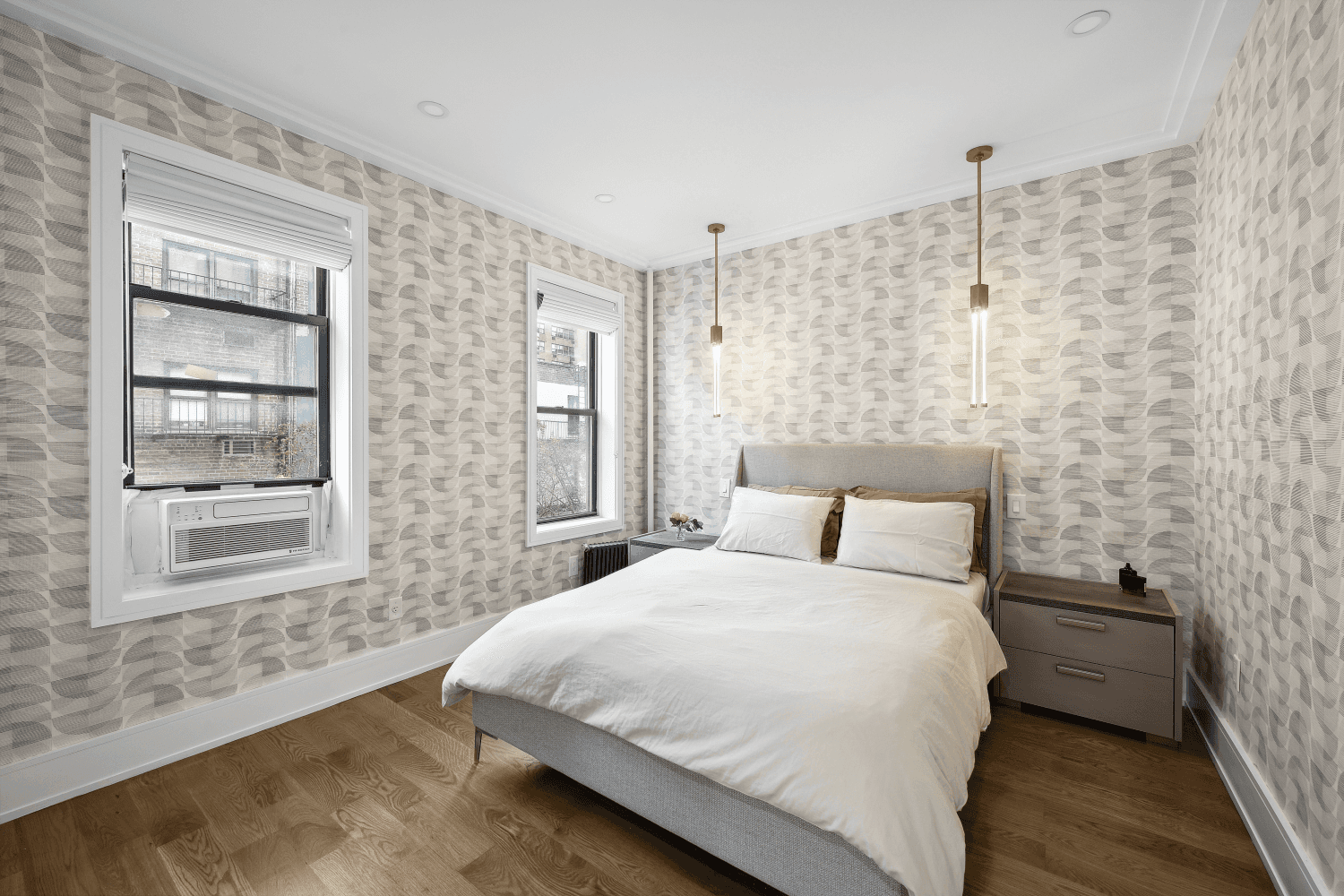 325 East 80th Street 4H is a stunning 2 bedroom residence that has recently undergone a complete gut renovation.