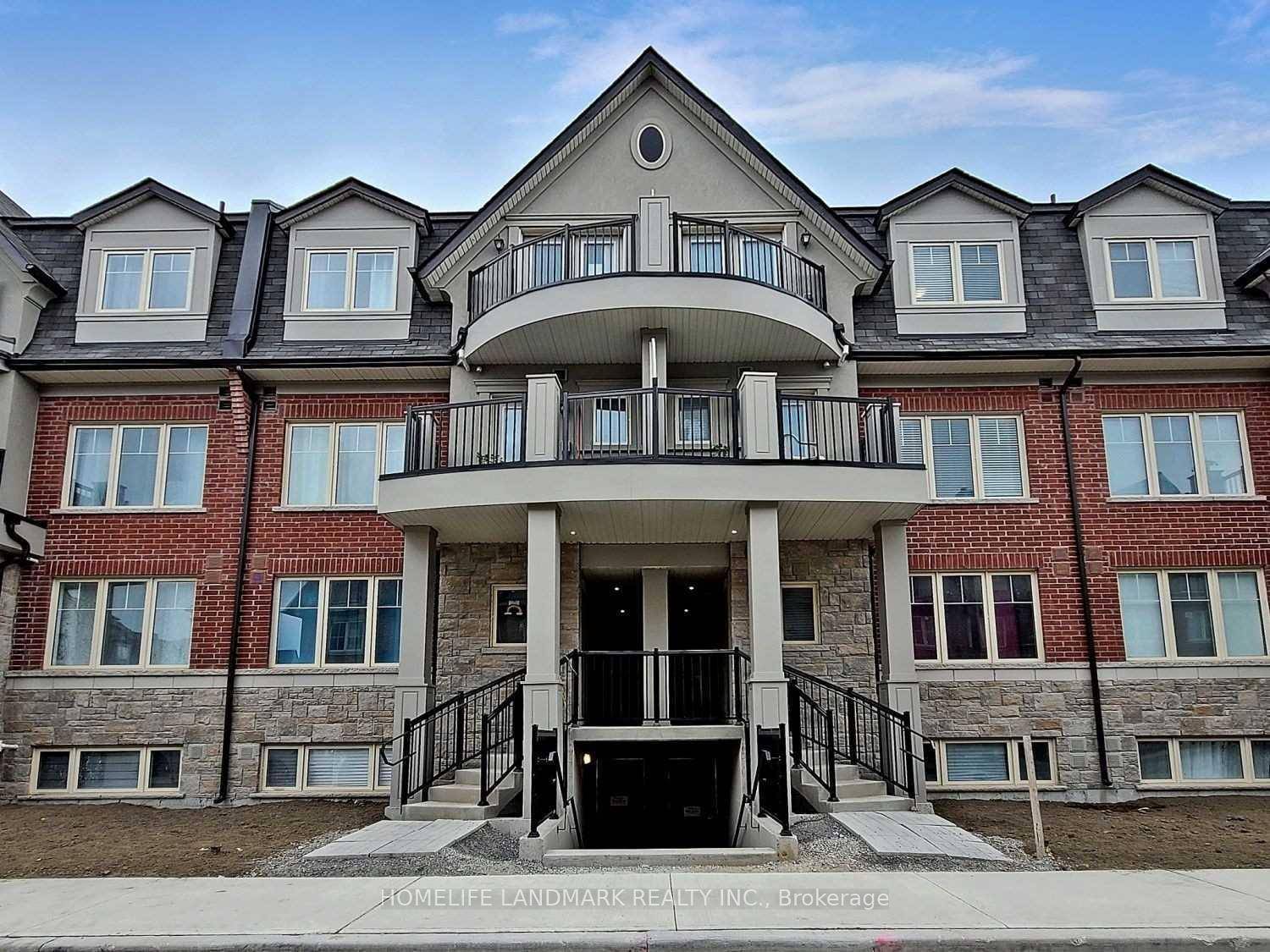 Immaculate Townhome In A Newly Built Neighbourhood !