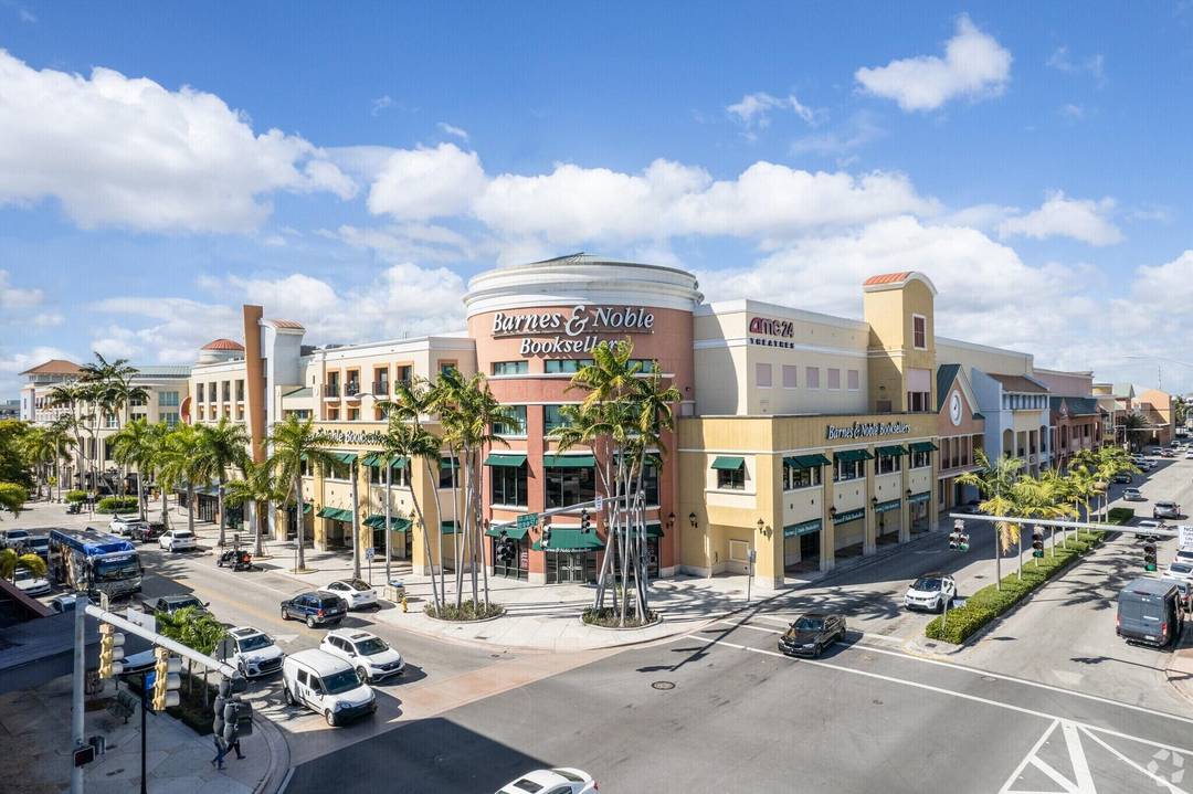 5701 SW 72nd Avenue 224, South Miami, FL 33143