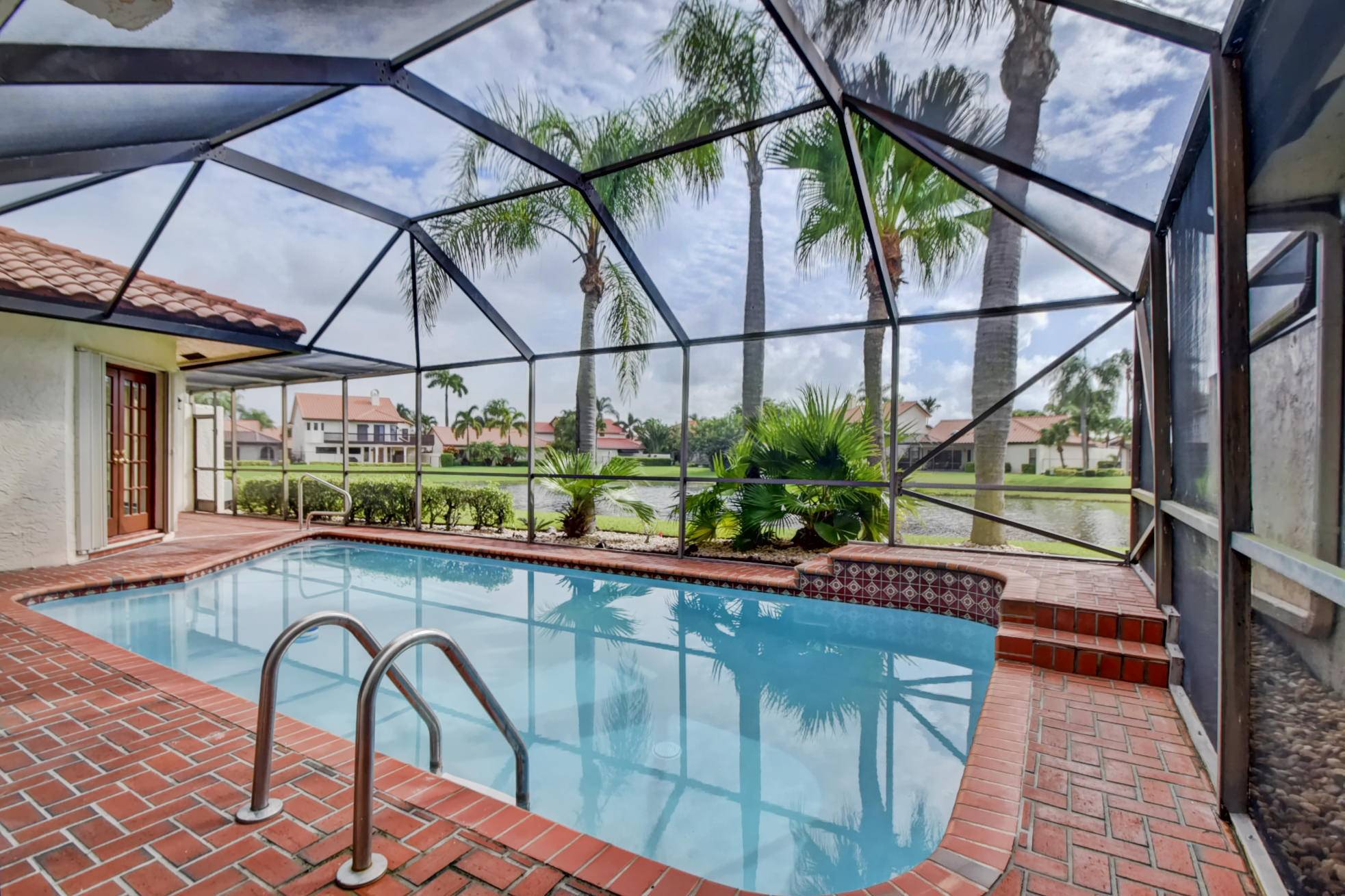 Preferable 1 Story Single Family ANNUAL Rental Home, 2 Car Gar private driveway located in the heart of Boca Raton at Guard gated Boca Pointe Country Club, Private screened Pool ...