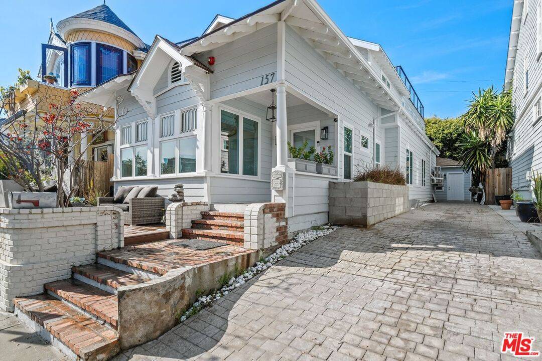 157   Hart Ave 4BR Santa Monica La
