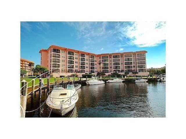 This apartment was redone and converted to a 2 bedroom 2 bath unit from a former 1 bedroom, 1.