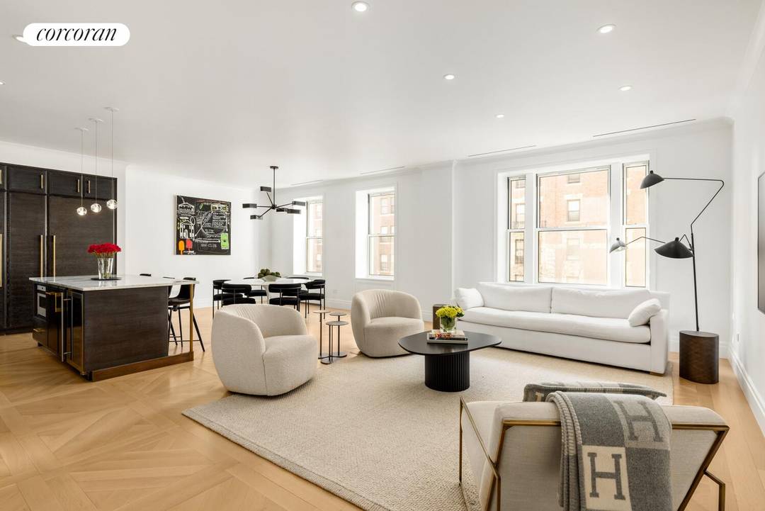Mint 3BR 3BA in Full Service Prewar Condominium An impeccably maintained, turnkey residence offering prewar scale and modern luxury finishes at 498 West End Avenue, a distinguished Upper West Side ...