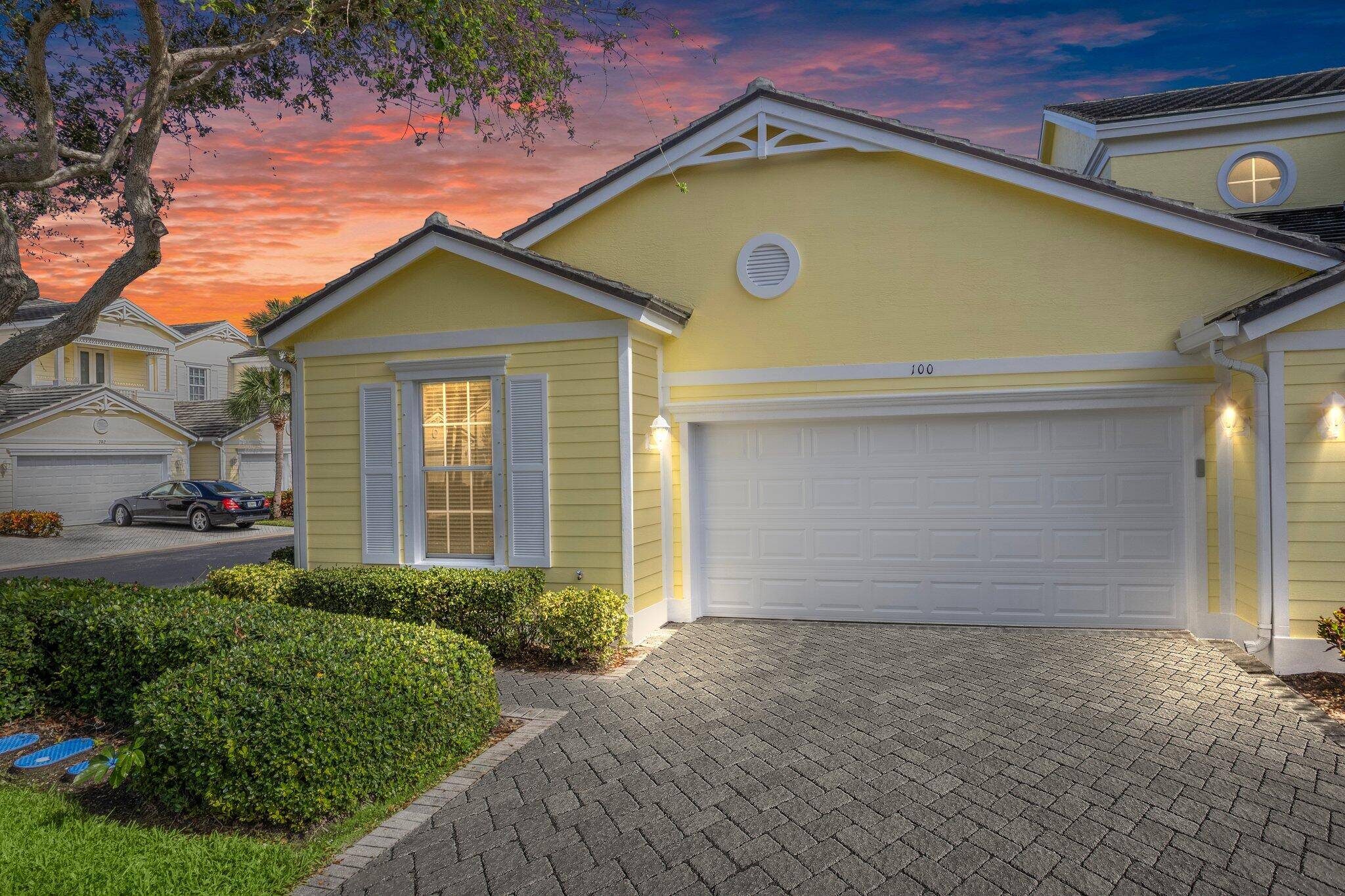 BOATERS ! This gem INCLUDES a 30 FOOT Boat Dock, which has direct ocean access with no fixed bridges ; from the Dock to Ocean in just 15 minutes !