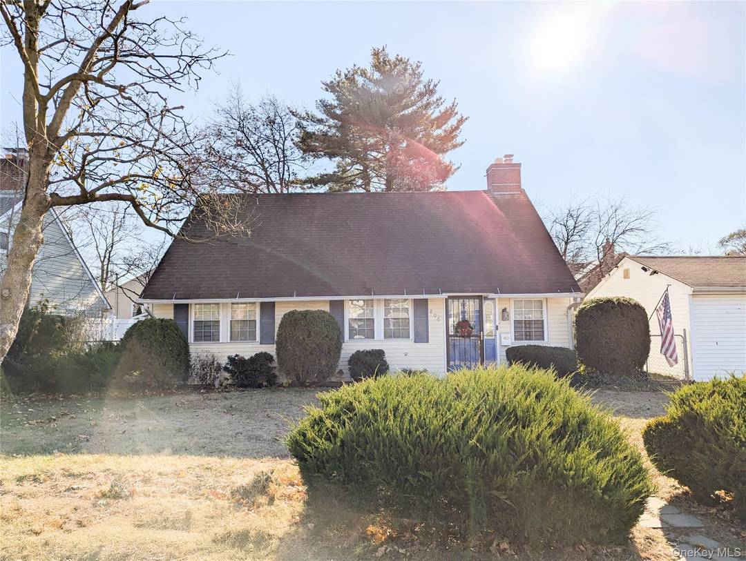 Newly listed Cape style home in Westbury, set on specious 9, 000 square foot lot, This charming and efficient interior features 2 bedrooms and 1bathroom on the main floor, along ...