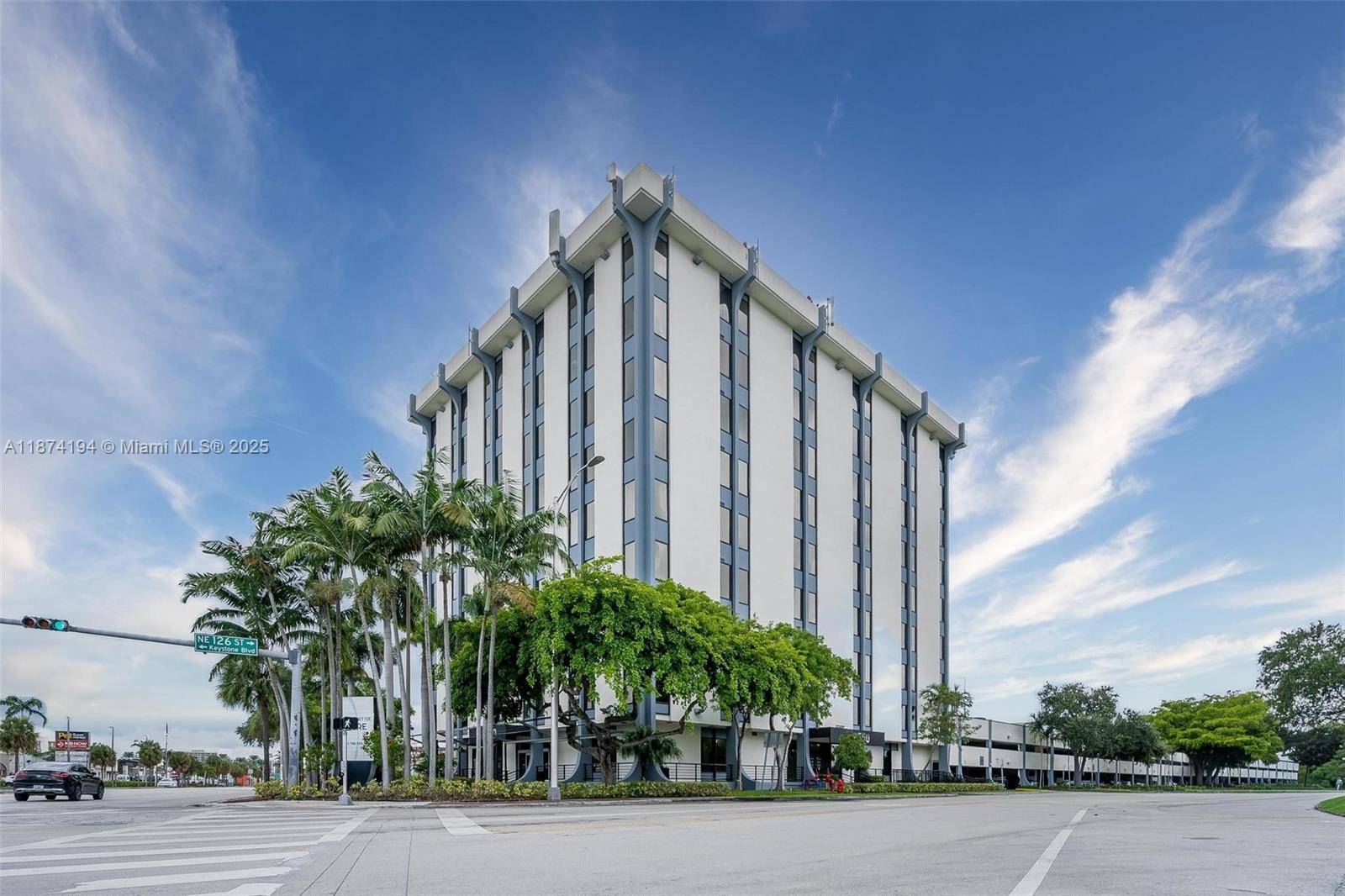 Beautiful six unit office property on Biscayne Boulevard with a total rentable area of 9, 370 SF.