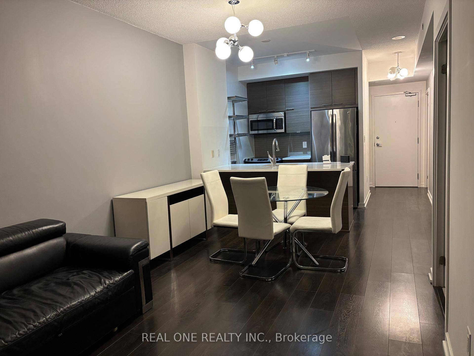 Step into this bright, spacious condo with an unobstructed south facing view that offers a direct sightline to the iconic CN Tower.