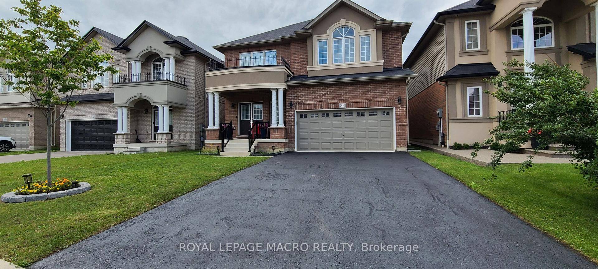 Beautiful amp ; Upgraded Executive Detached Home Available for Lease in Sought After Stoney Creek Mountain Neighborhood.