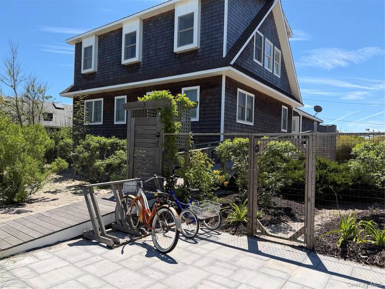 THIS HOME IS AVAILABLE WEEKLY FOR 10, 000, NOT MONTHLY.