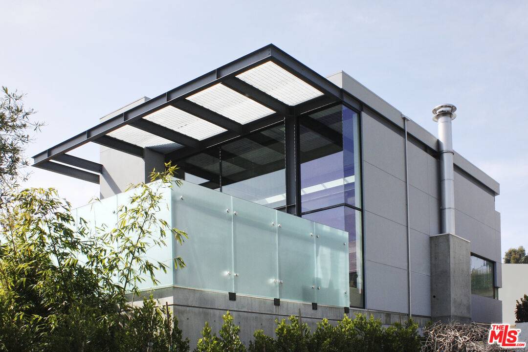 12315   Gorham Ave 4BR Brentwood La