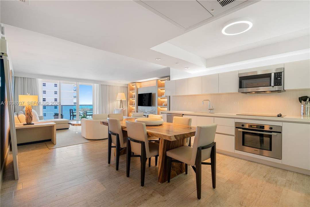 Stunning ocean and Intracoastal views, 2 bedrooms, 2.