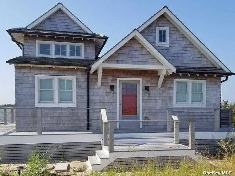 Welcome to paradise. SPECTACULAR WATERFRONT HOME.