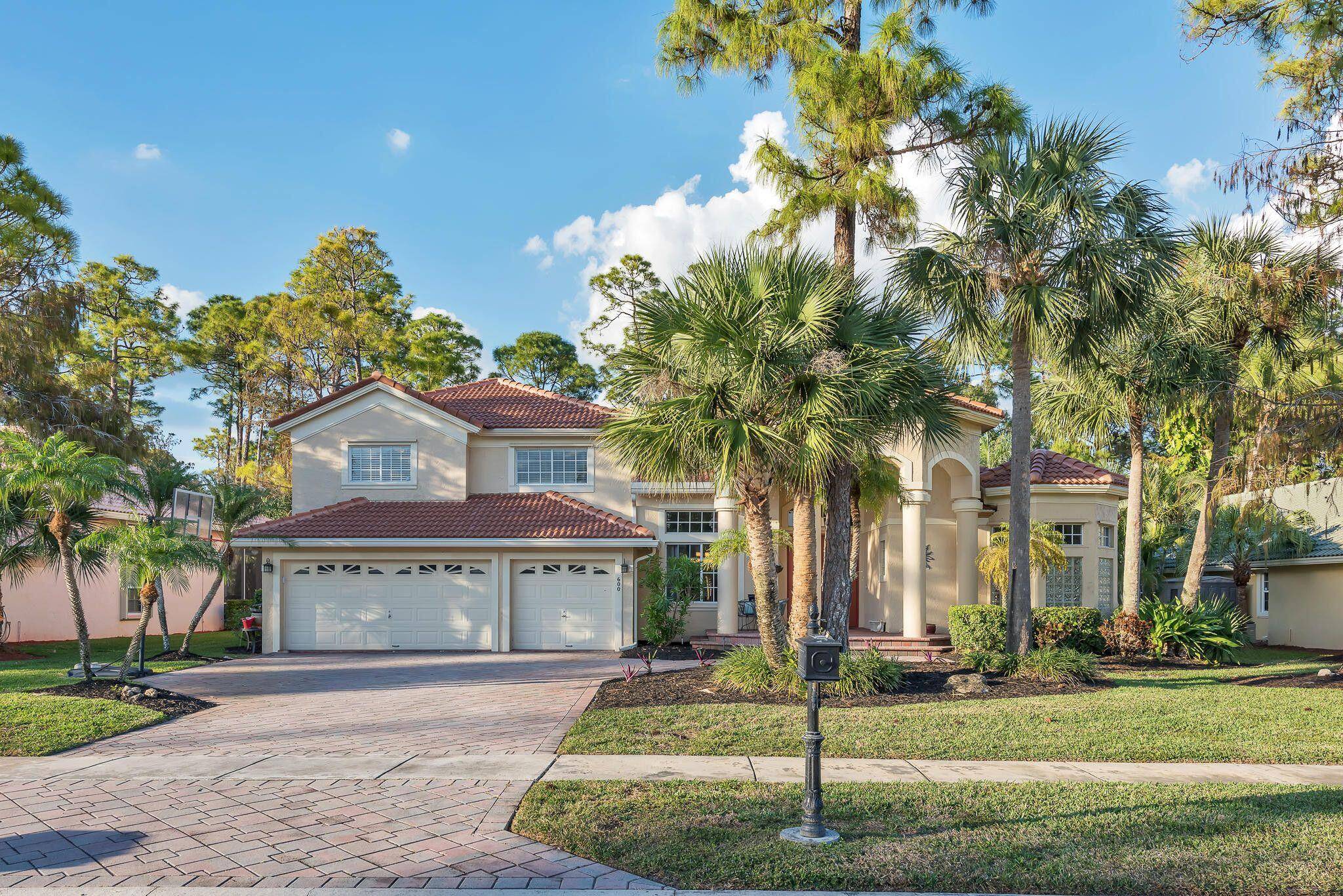 Located in the highly sought after Binks Preserve community in Wellington, this stunning 5 bedroom, 3 bathroom home is just minutes from the horse show.