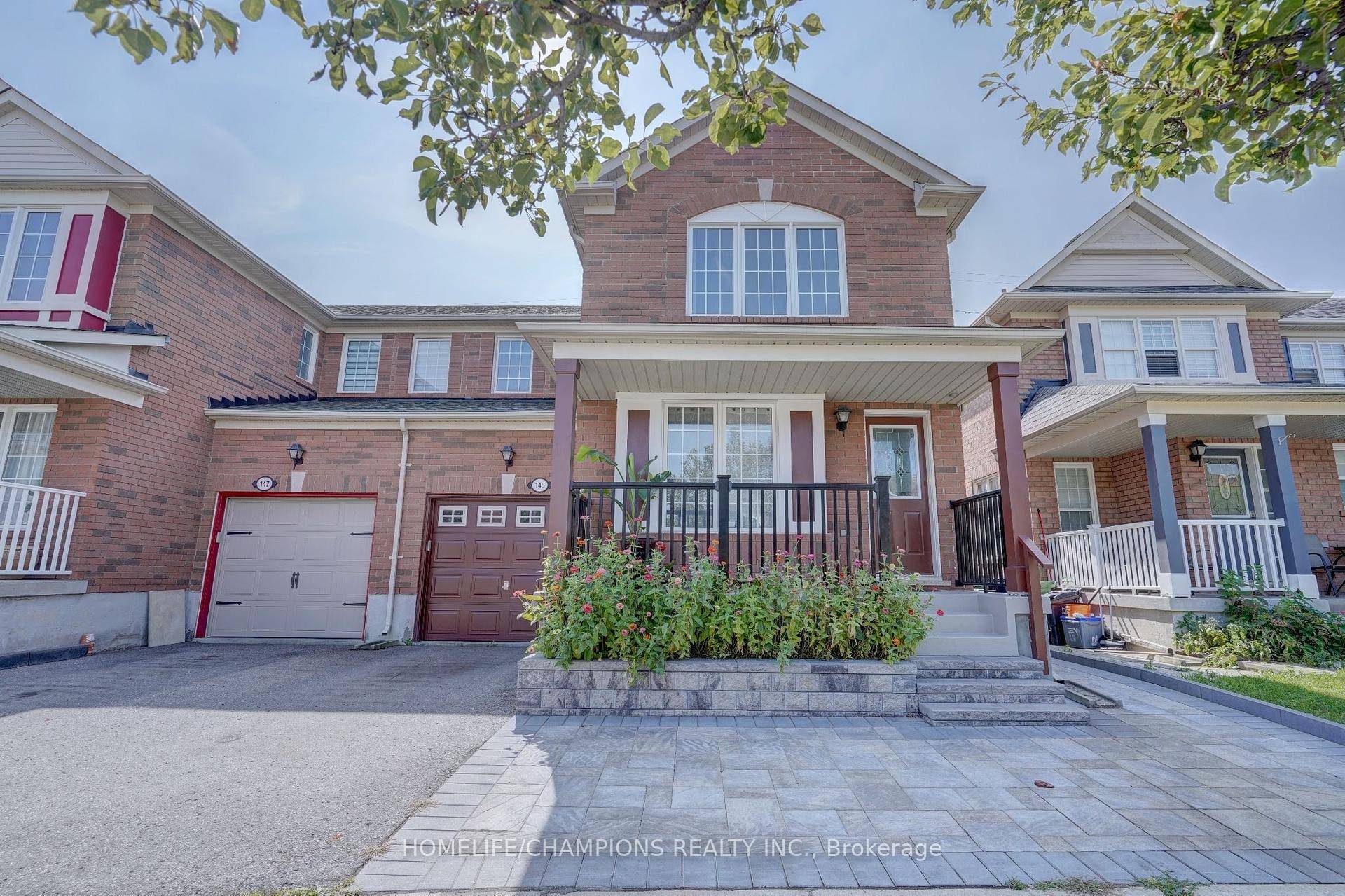 Beautiful Semi Detached home with 3 1 Bed With finished walk out basement Very calm amp ; compact Neighborhood in the Brookside community minutes to Brookside School Large windows amp ...