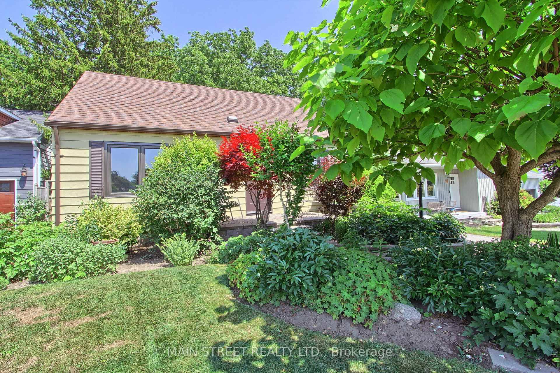 Welcome to 287 Avenue Rd.