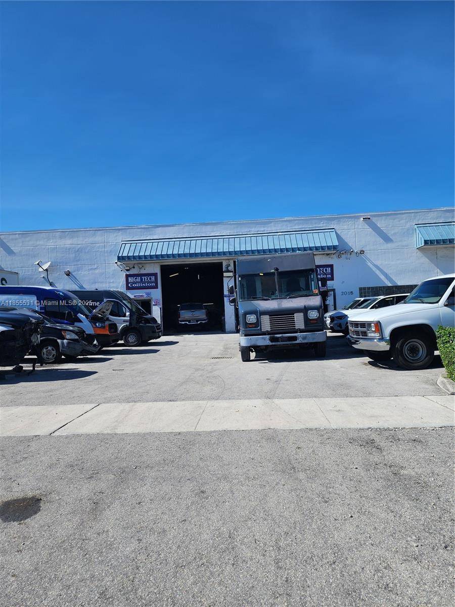 Thriving 26 Year Auto Body Shop Business Only Exceptional opportunity to own a well established auto body shop with a solid 26 year track record and loyal clientele.