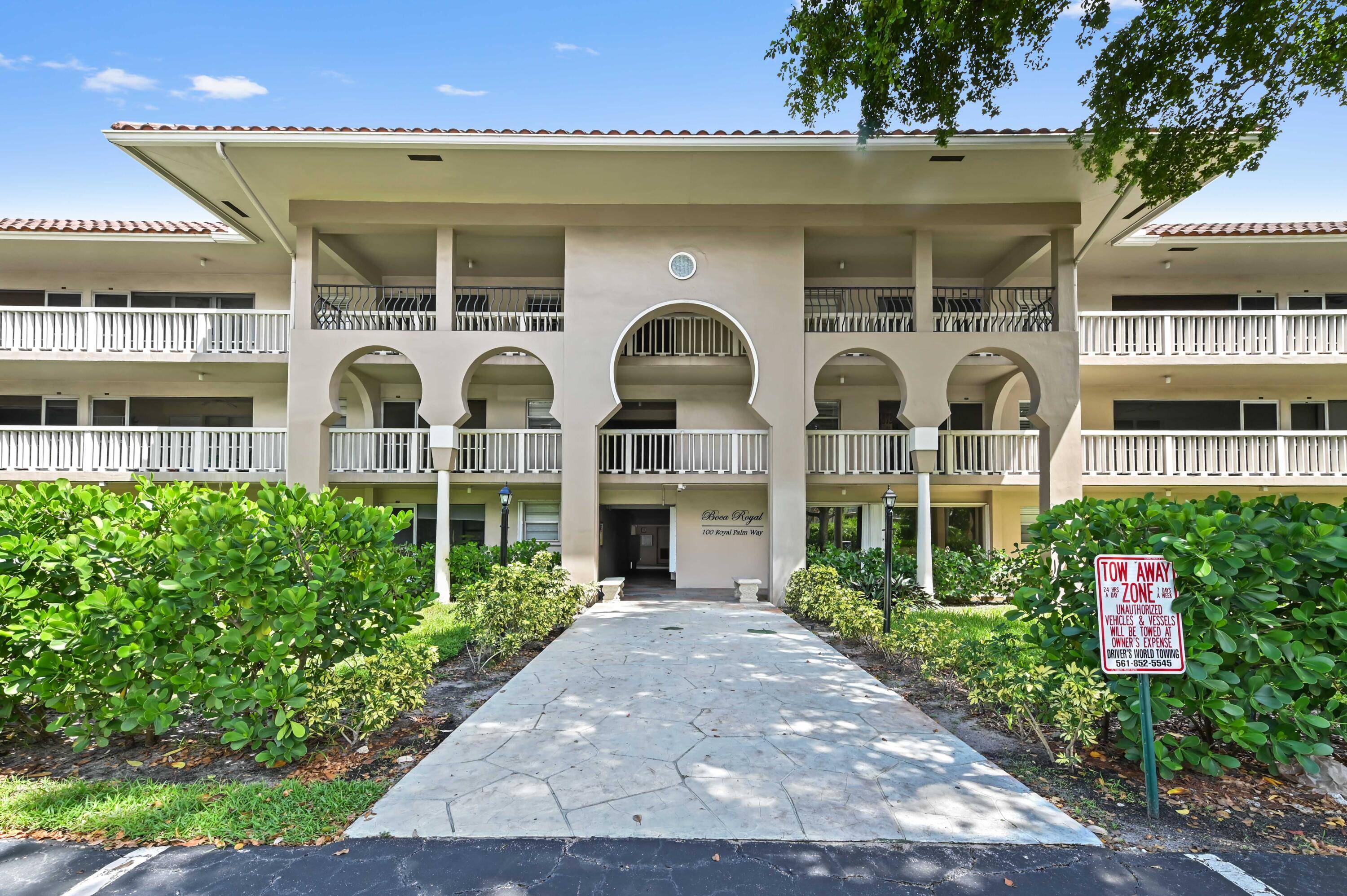 Discover 100 Royal Palm Way, Unit 1070, a well maintained 2 bedroom, 1.