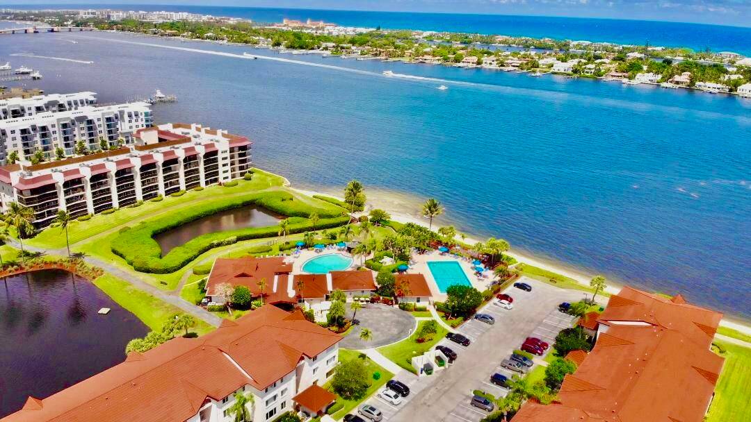 FIRST FLOOR HALF MOON BAY CONDO FOR SALE.