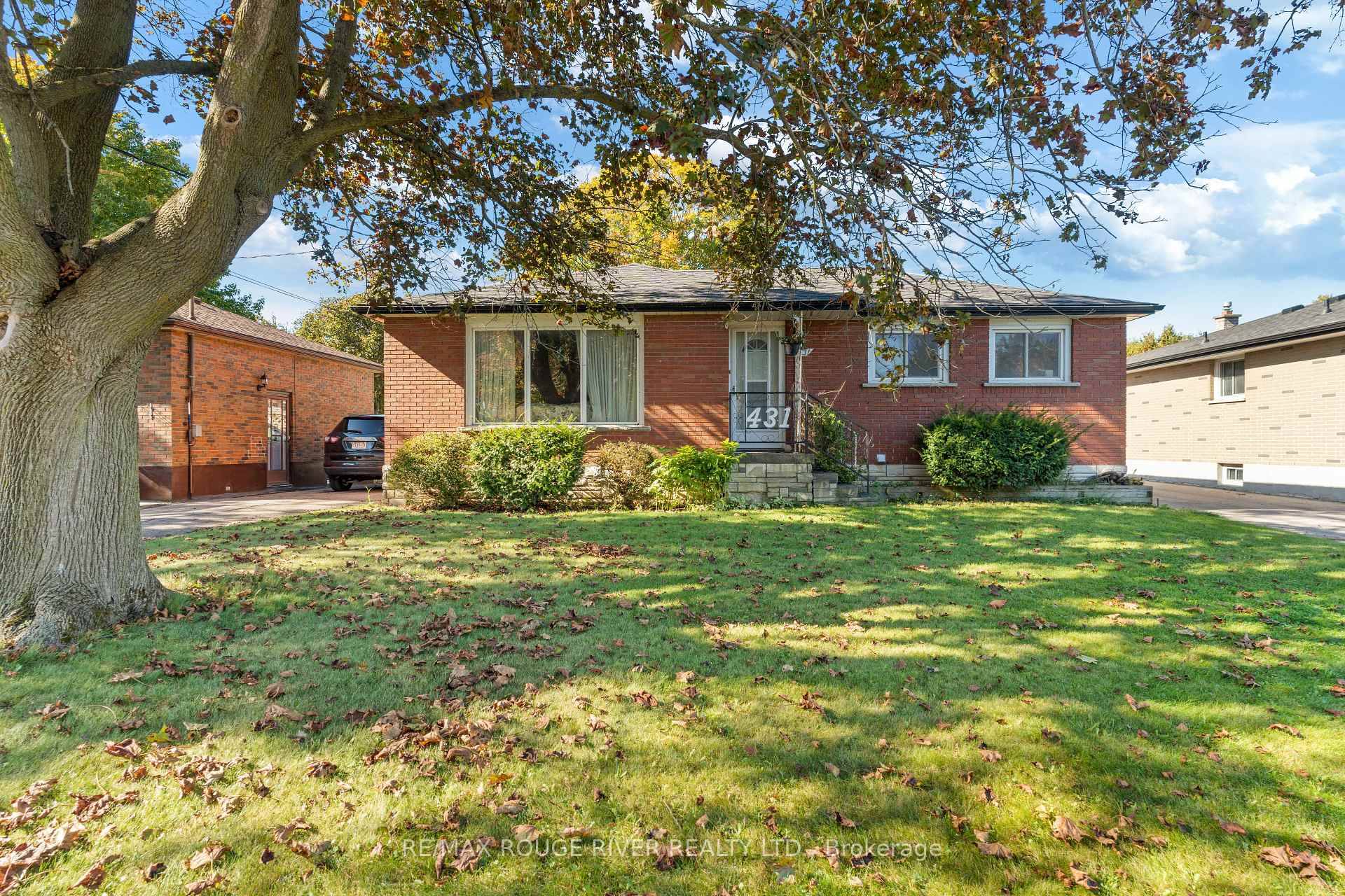 Nestled in Cobourg's east end, this charming brick bungalow offers a welcoming main floor with two bedrooms, a separate dining room, and a sunroom that overlooks the backyard.