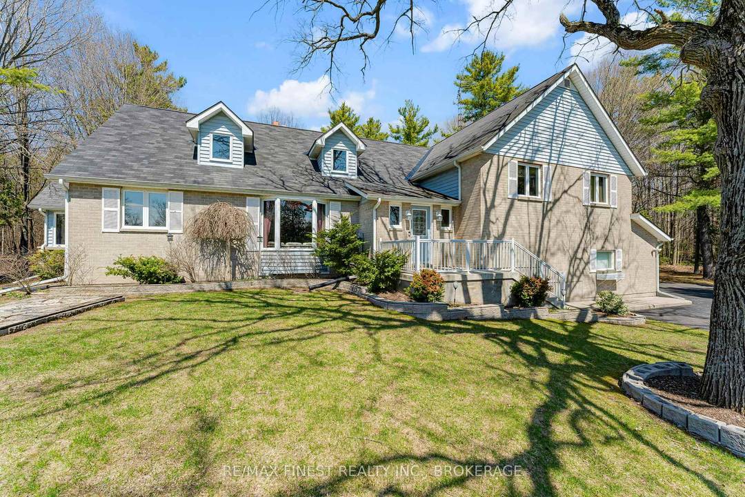 Set on 32. 66 acres of private, forested land, this impressive detached split level estate offers approximately 4185 sq ft of versatile living space, combining privacy, comfort amp ; convenience.