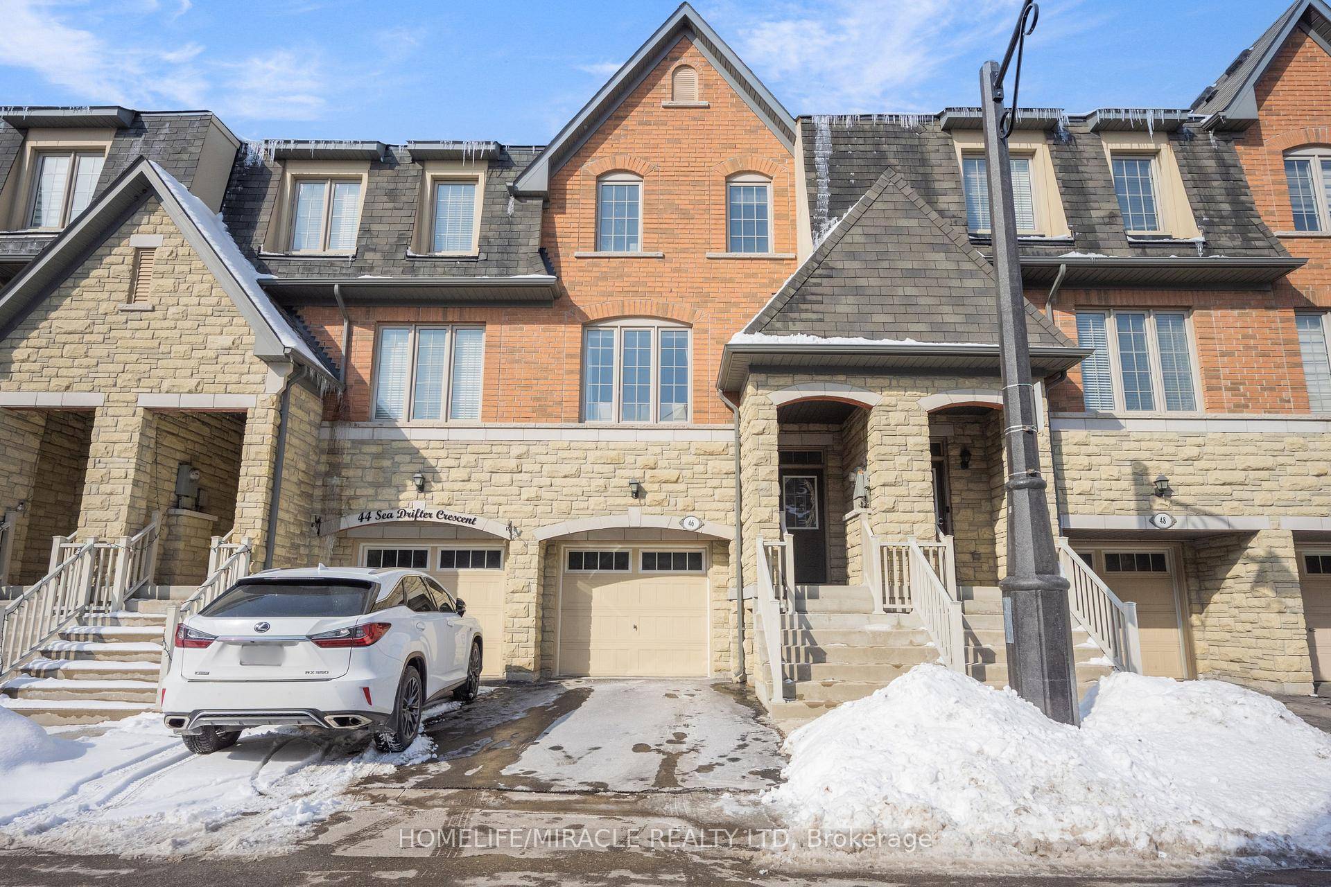Welcome to a charming townhouse nestled in a desirable community of Brampton.