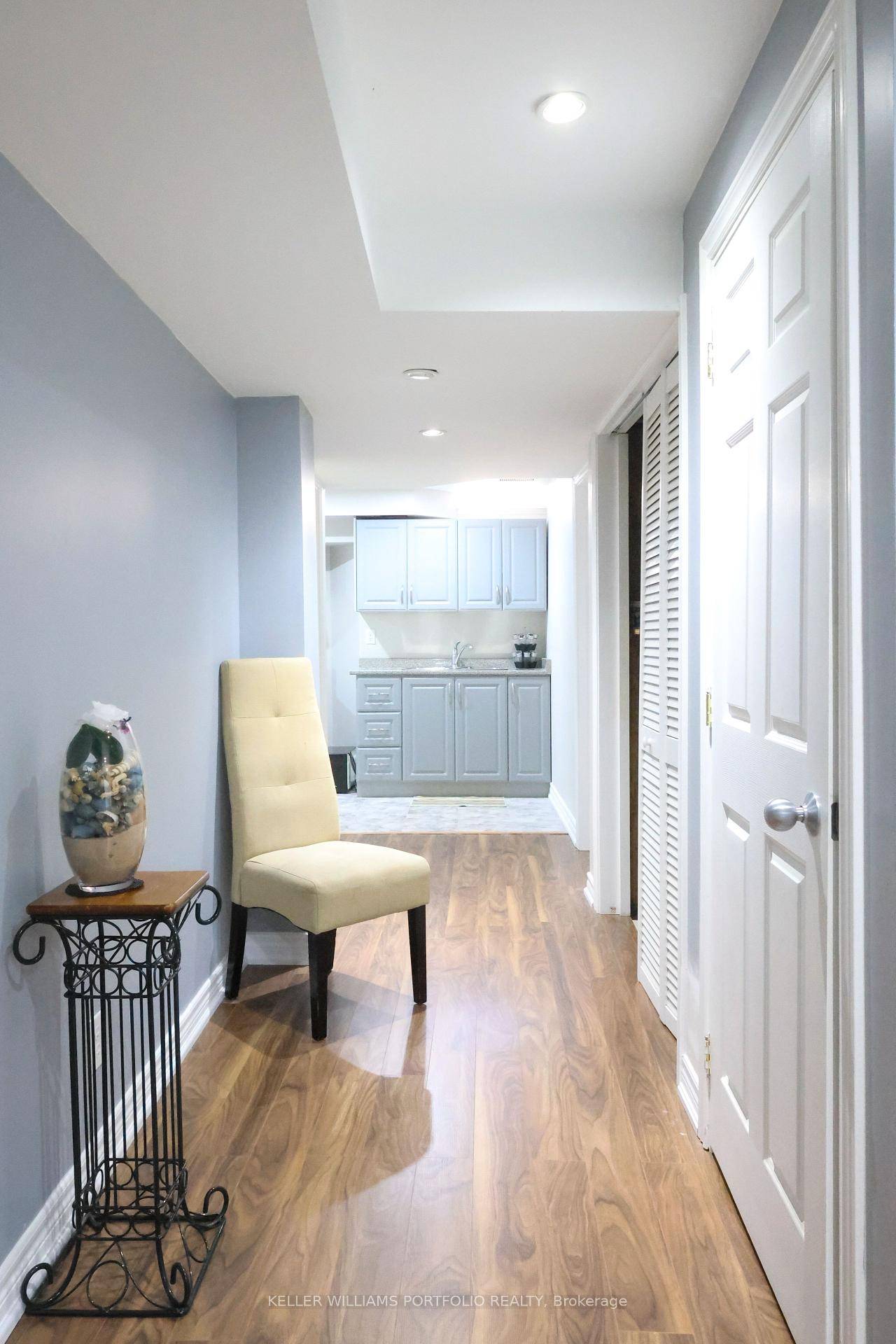 Welcome to this modernized BASEMENT unit located in the Westfields neighbourhood in North Oshawa !