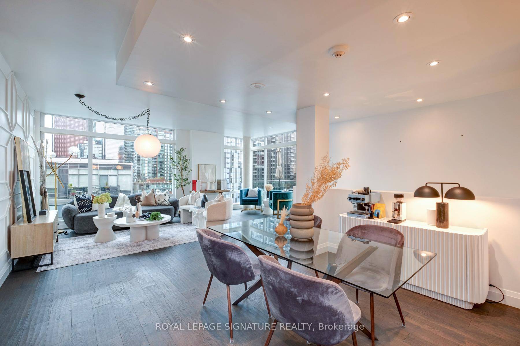 Experience elevated city living in this stunning northwest corner sub penthouse with over 1, 320 sq.
