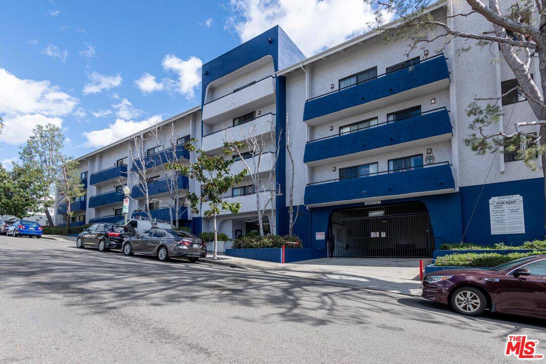 10982   Roebling Ave 2BR Westwood La