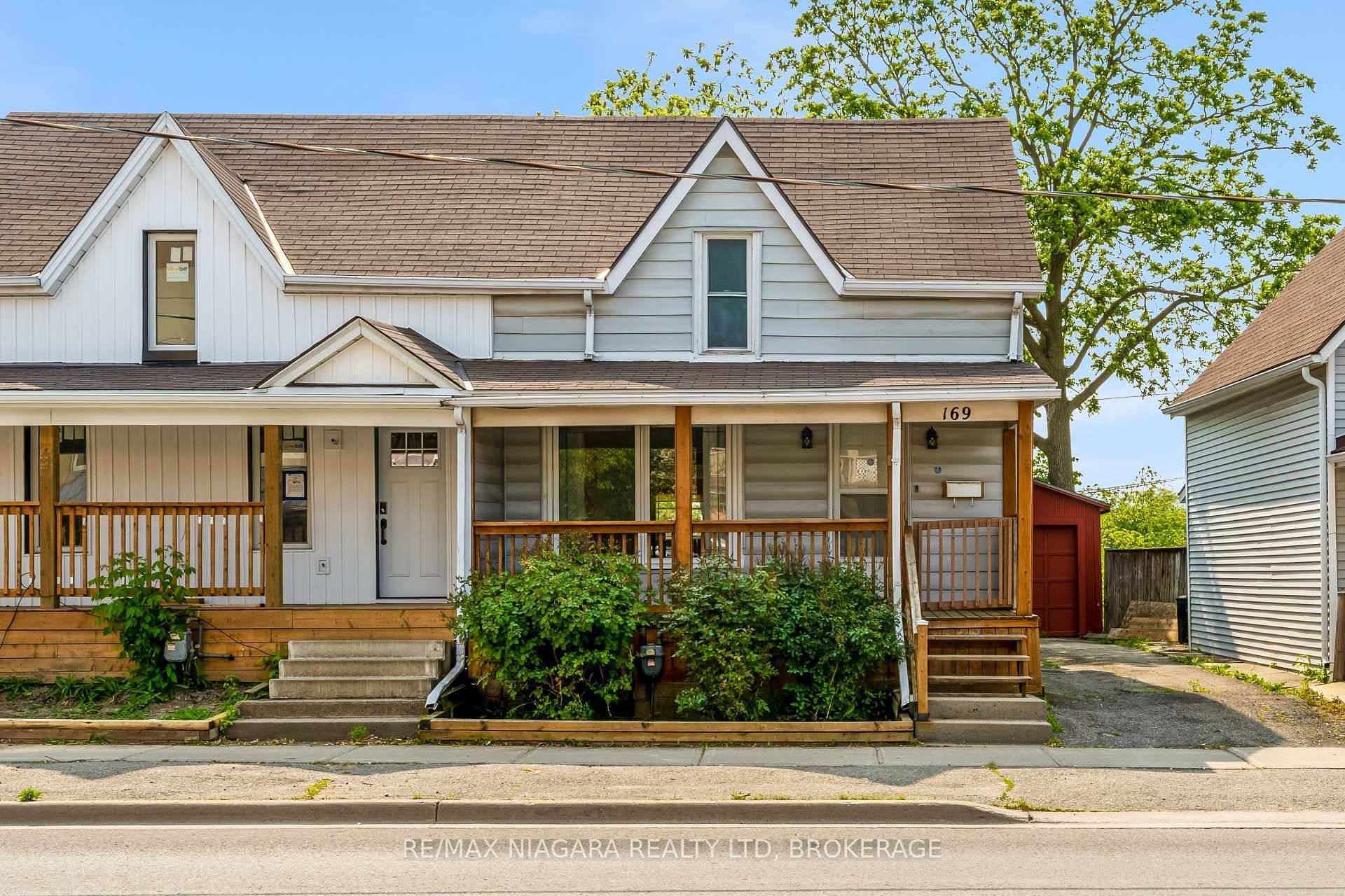 A hidden gem ! Bright and inviting 3 bedroom home features recent renovations to the kitchen in 2024.