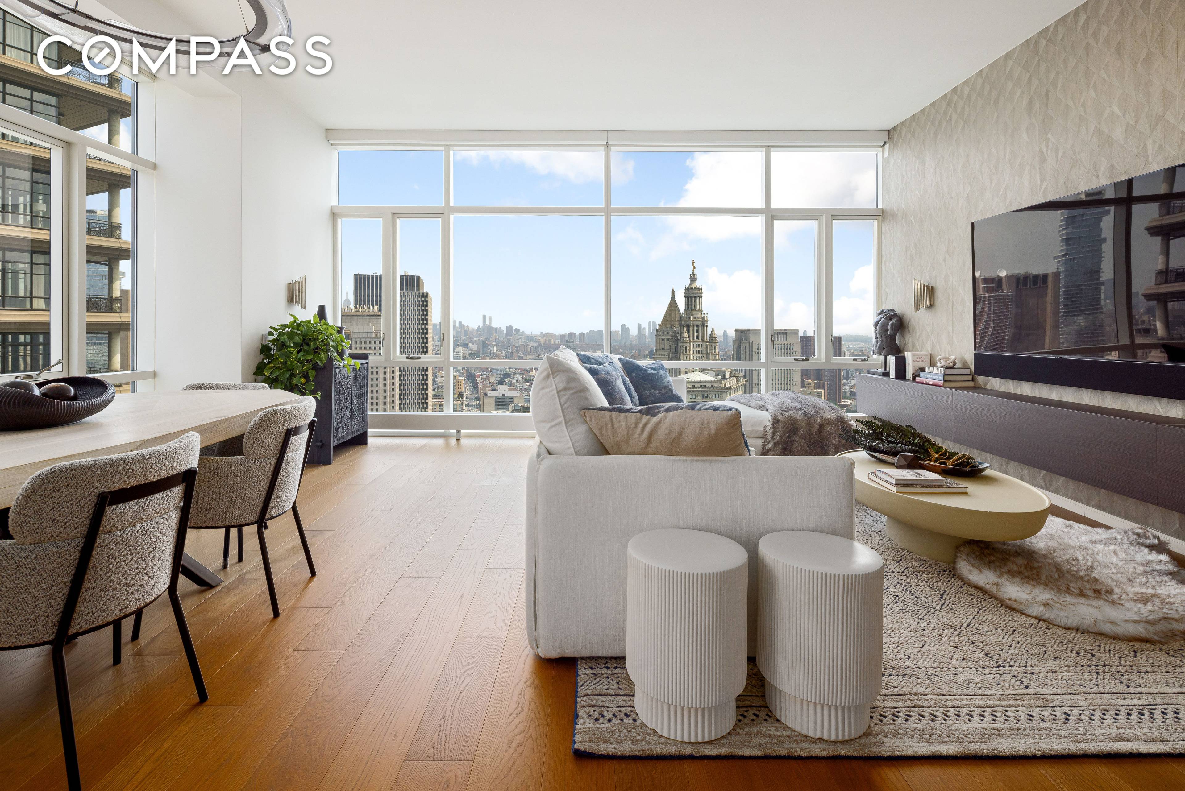 Are you ready for a private oasis in the sky in buzzy downtown ?