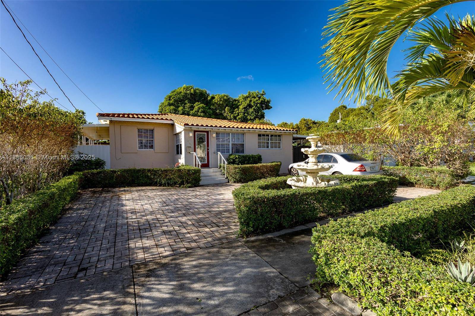Charming home in the heart of Miami !