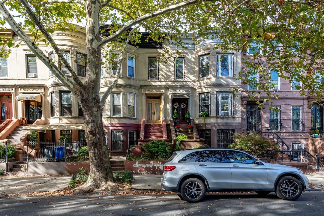 Welcome to 505 Macon Street, a stately three story two family brownstone with a basement cellar on a picturesque block in Stuyvesant Heights.