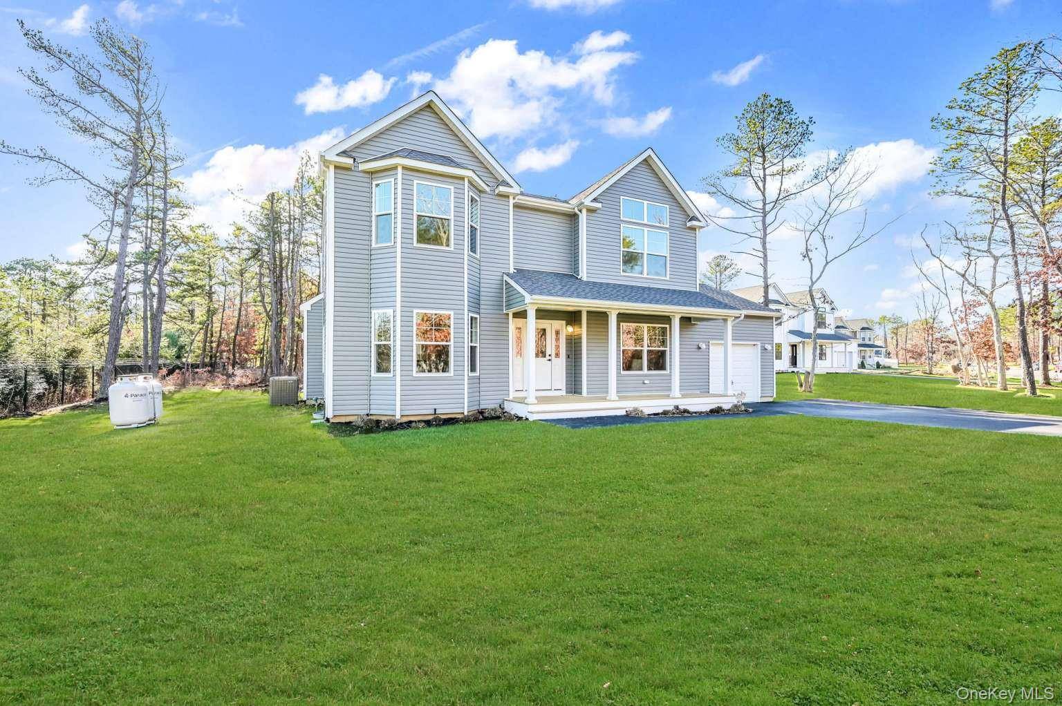 Gorgeous Brand New Construction.