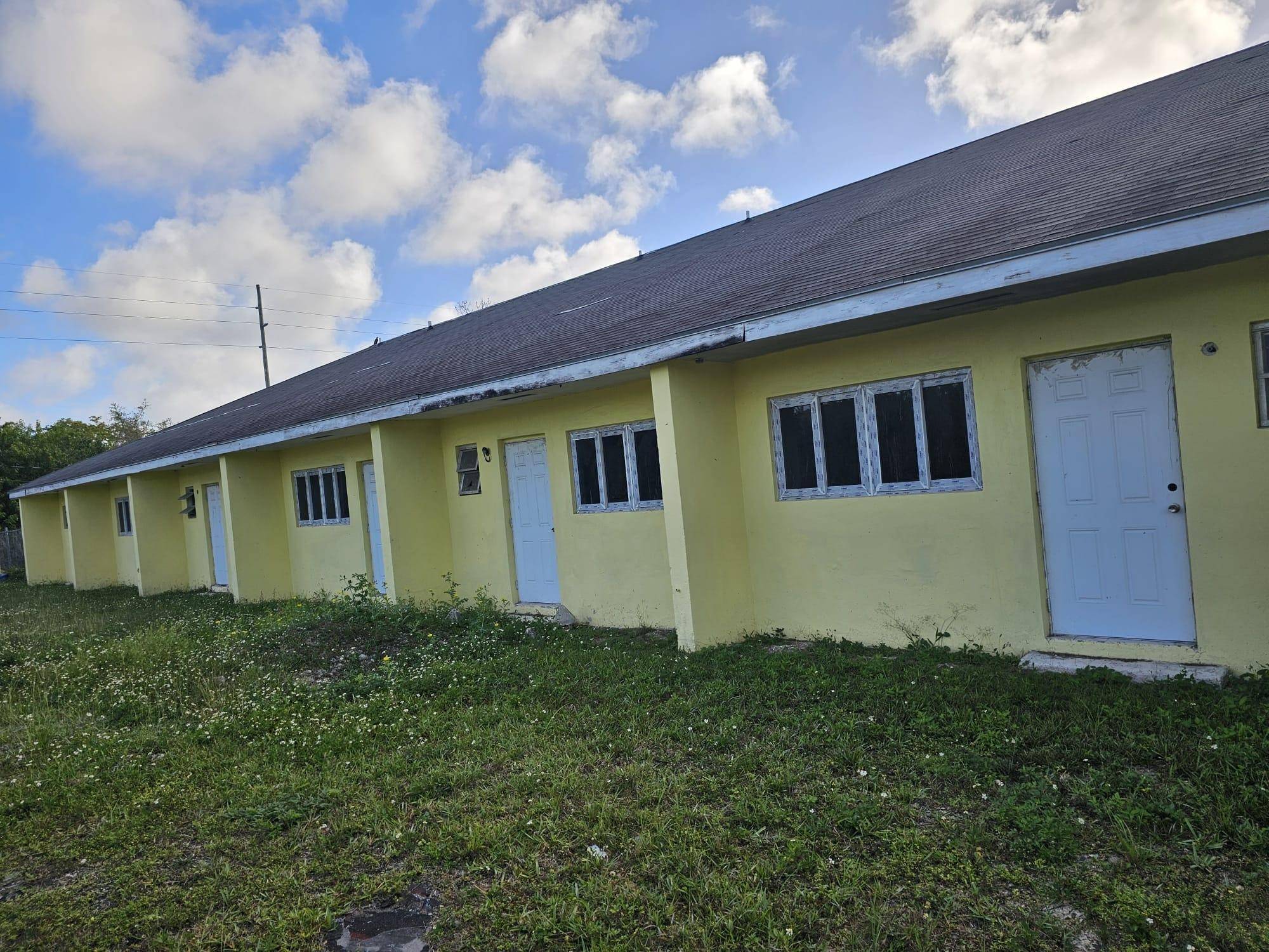 FROBISHER DRIVE Apartment Complex Grand-Bahama-Freeport