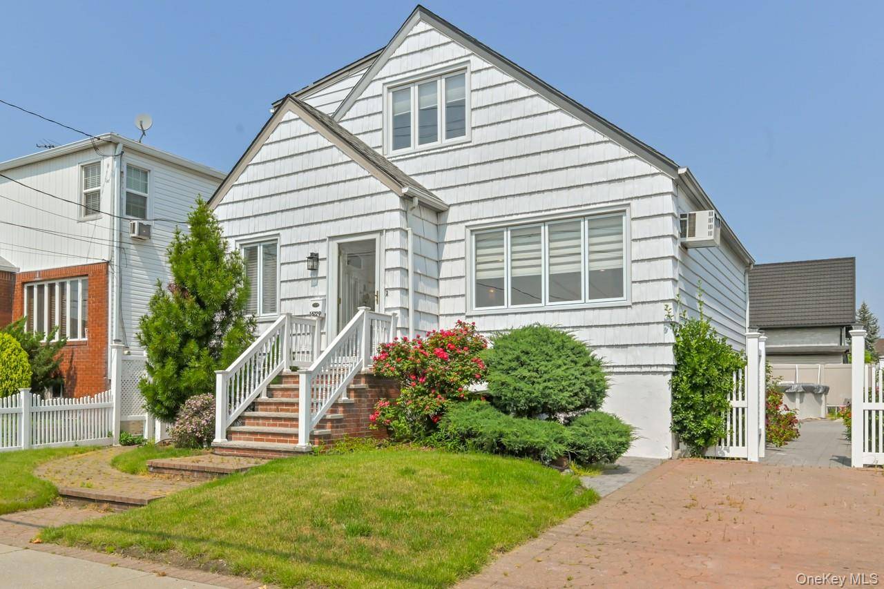 One family detached 4 bedroom Cape Cod on the old side of Howard Beach.