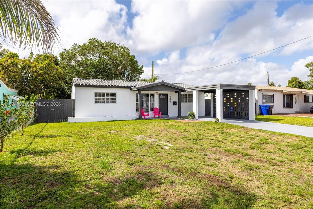 Beautifully maintained Hollywood home offering comfort, functionality, and a great outdoor setup.