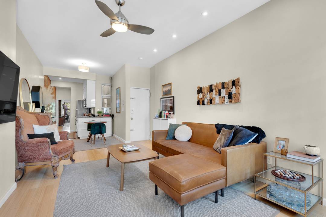 Nestled on a peaceful, tree lined block in the heart of the Upper East Side, this top floor one bedroom co op offers a calm and inviting retreat above the ...