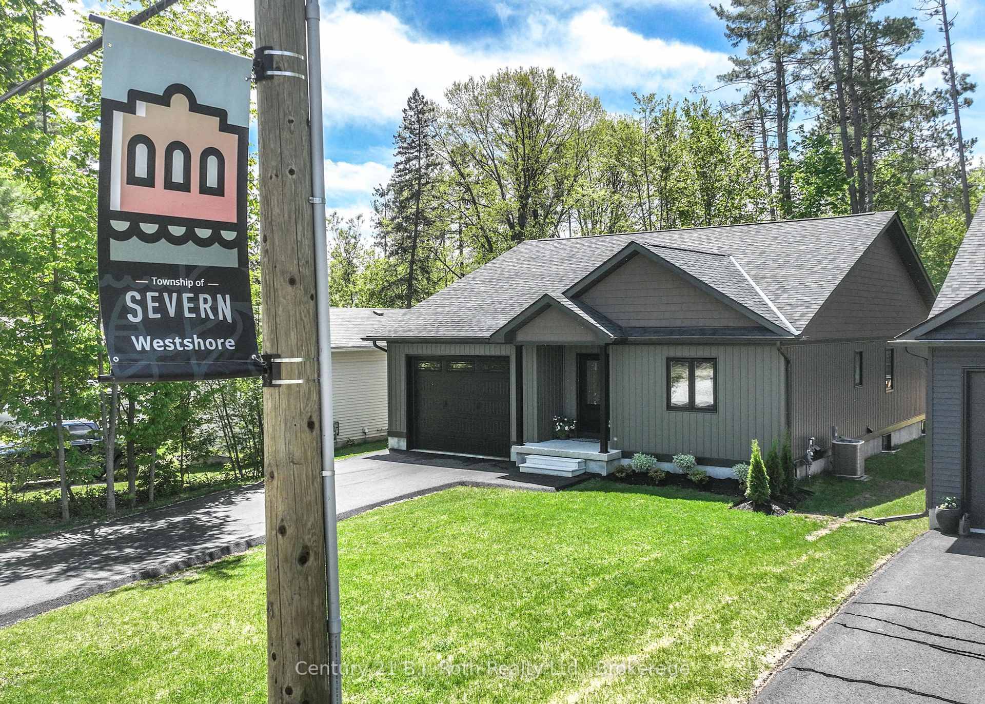 The quality and craftsmanship of this newly constructed bungalow are unmistakable !