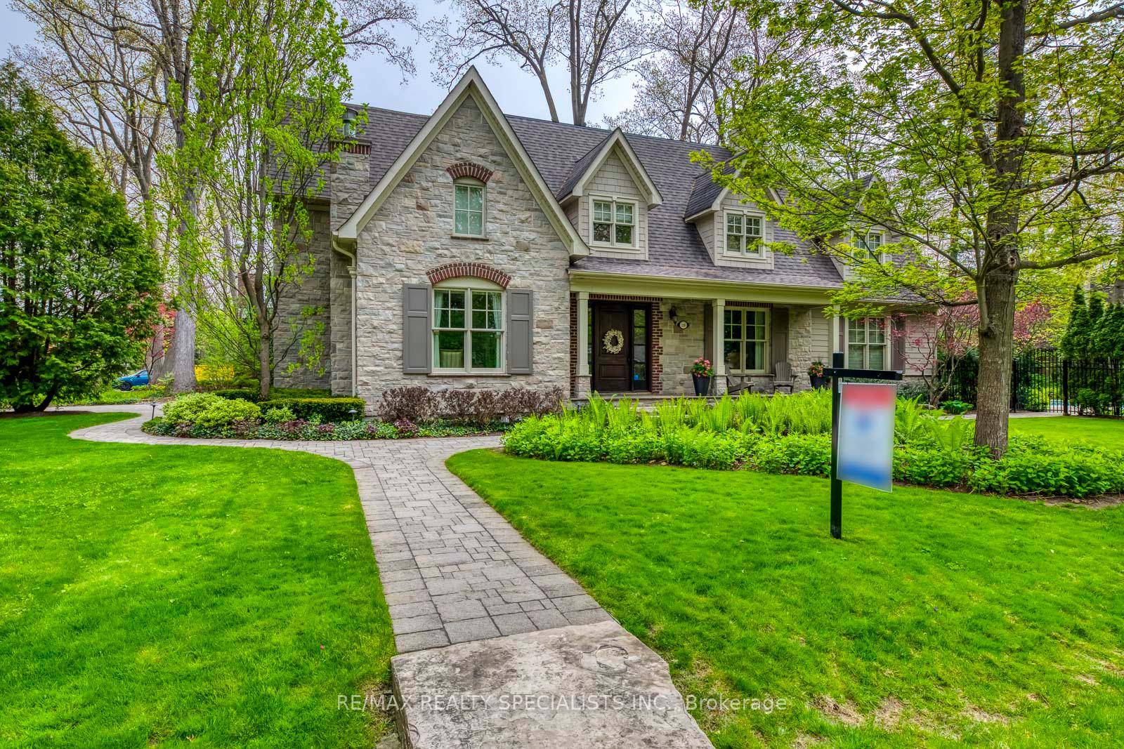 Nestled in the prestigious Whiteoaks of Jalna, Lorne Park, this custom built home offers over 7, 400 sq ft of meticulously designed living space with exquisite solid wood finishes throughout.