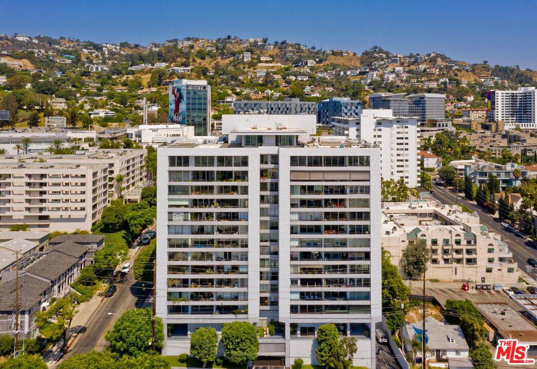 1100   Alta Loma Rd Sunset Strip LA