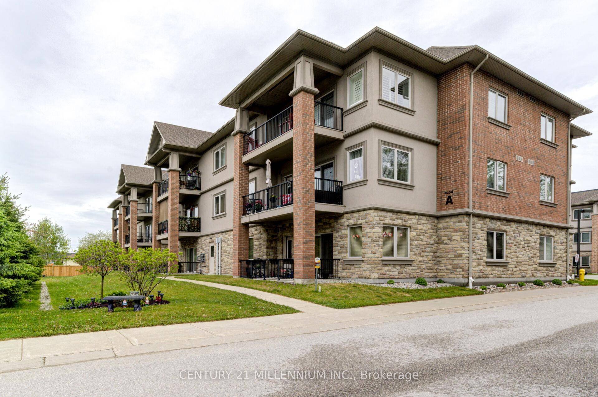 Wonderful adult lifestyle community in beautiful Elmvale.