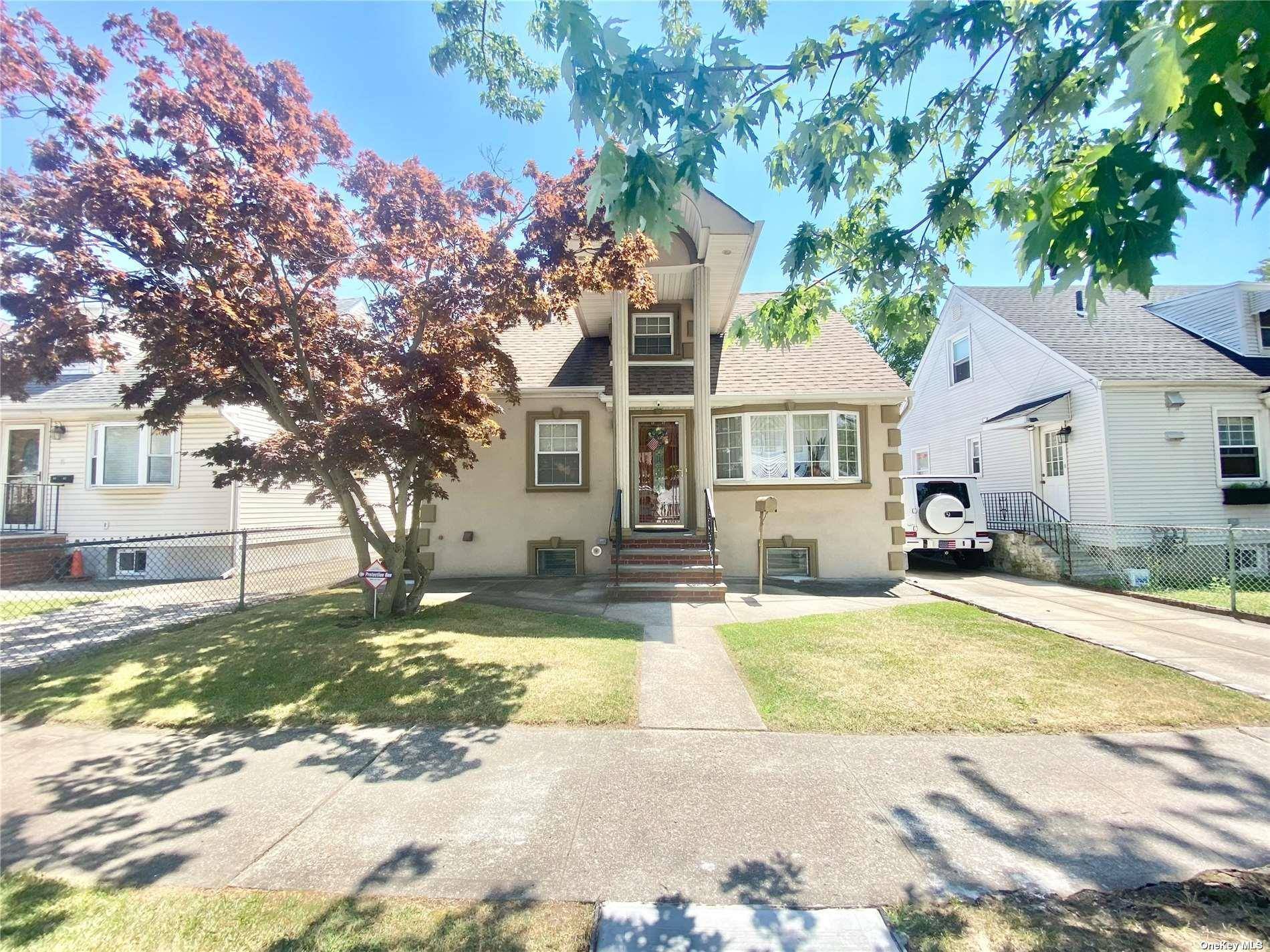 Welcome to this lovely, spacious, and bright extended cape in a prime location, convenient to all.