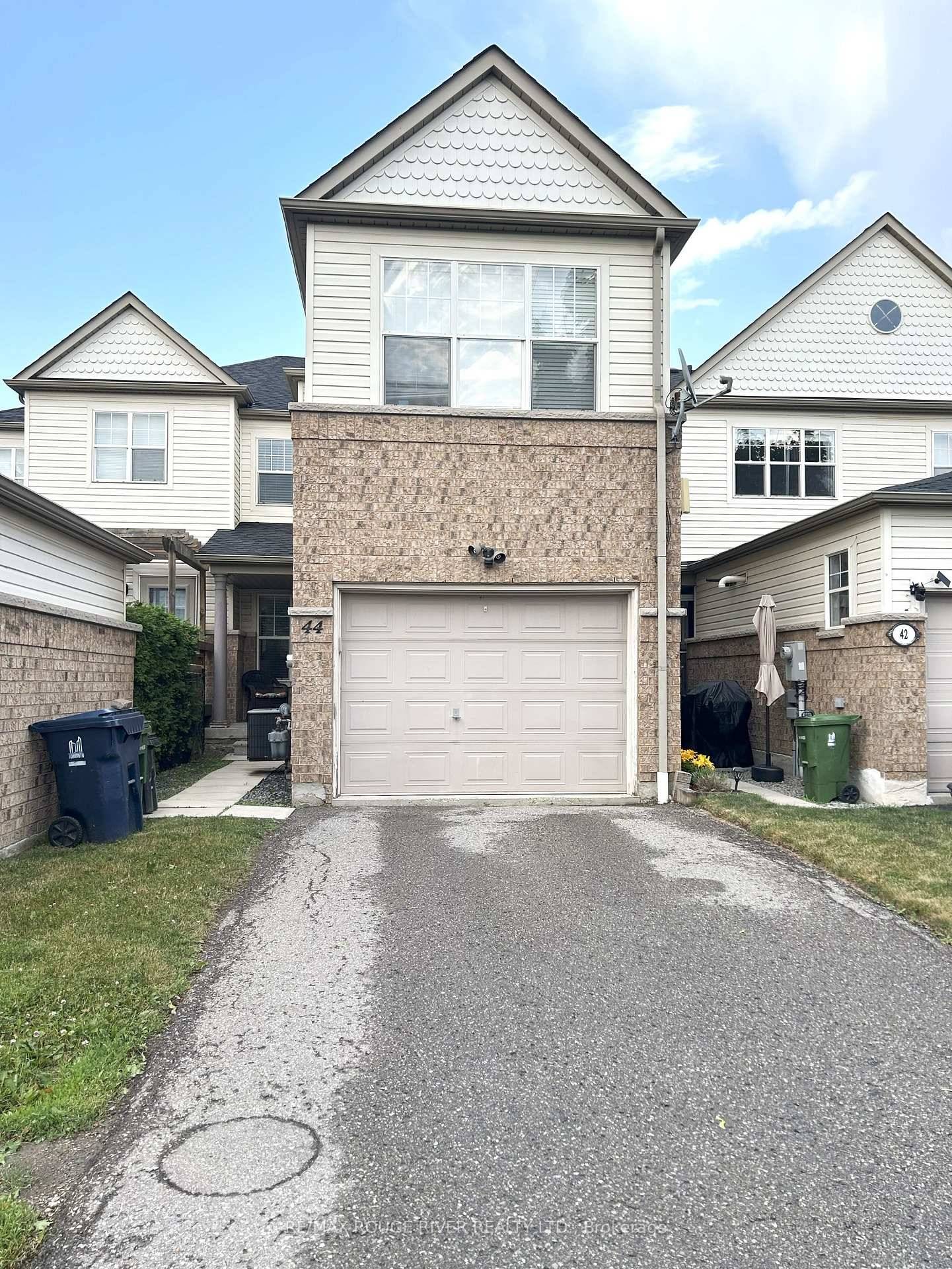 Bright and spacious T H well maintained.
