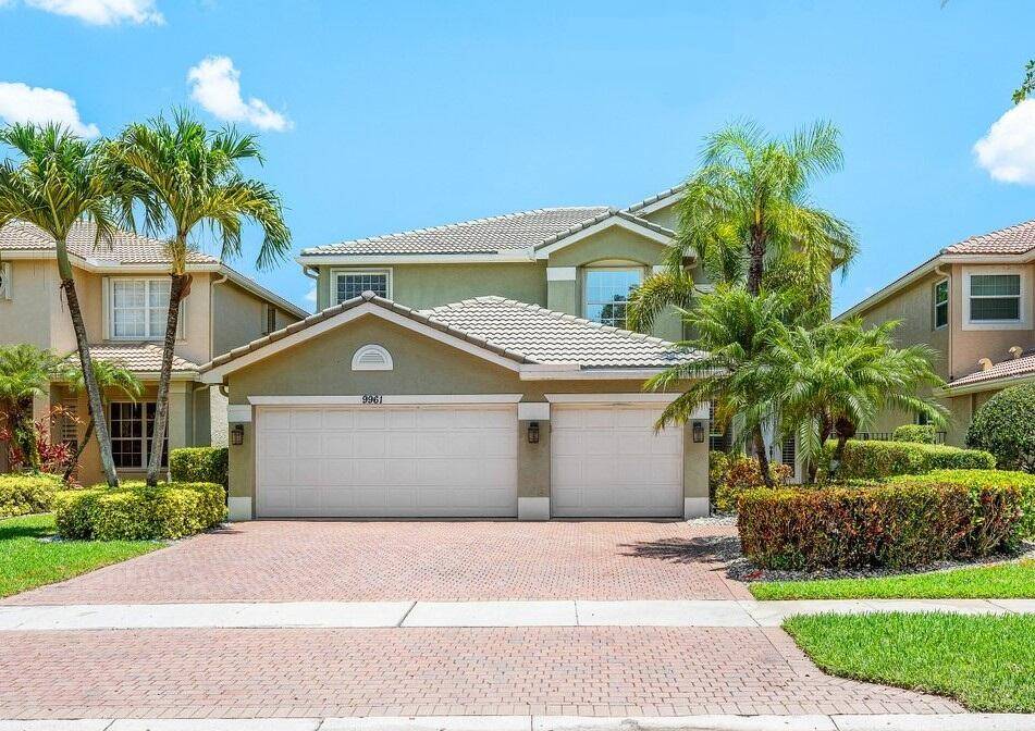 Rarely available, the GL Homes ''Grande'' model offers almost 3, 000 sq ft of luxurious living with 5 bedrooms, 3 bathrooms and a 3 car garage.